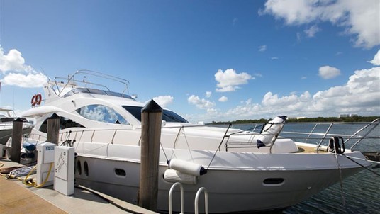 Majesty yachts gulf craft 66