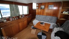 Aquastar custom flybridge 50