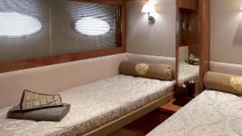 Viking Yachts Livin Wright