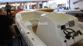 Hustler 288 Center Console