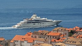Lurssen Ona
