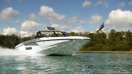 Malibu TXi Closed Bow