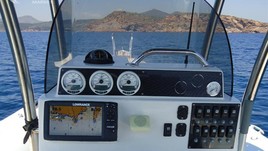 Great white 10m open bow