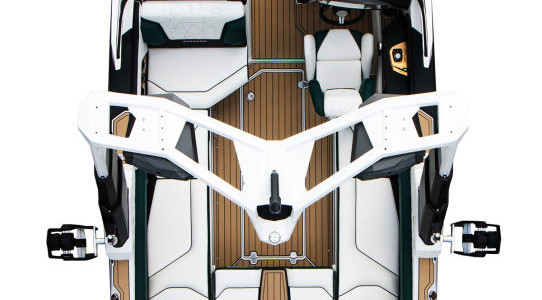 Nautique G23 PARAGON Pont Principal