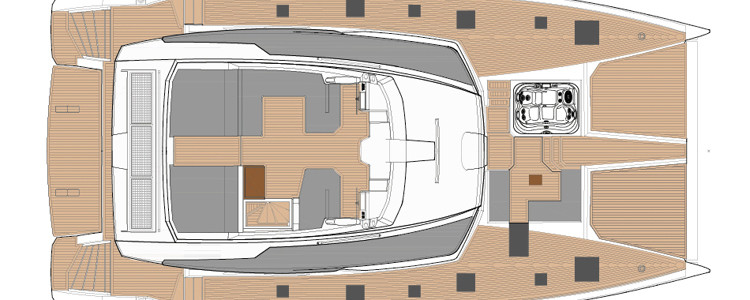 Fountaine Pajot Power 67 Flybridge Deck