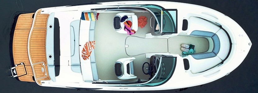 Rinker 21QX Sterndrive Вид Сверху