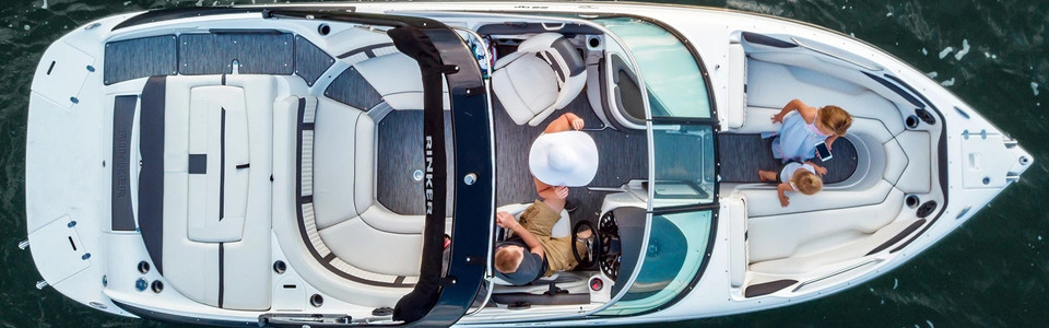 Rinker 26QX Sterndrive Plano Exterior