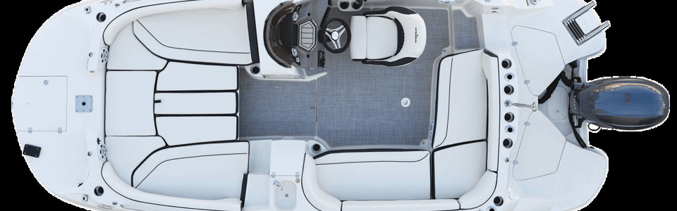 Stingray 192 SC Main Deck