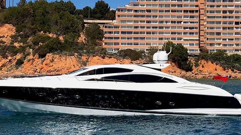 Sunseeker Predator 82