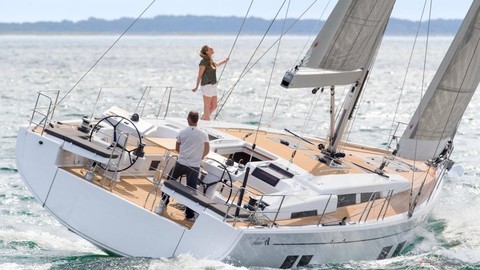 Hanse 548