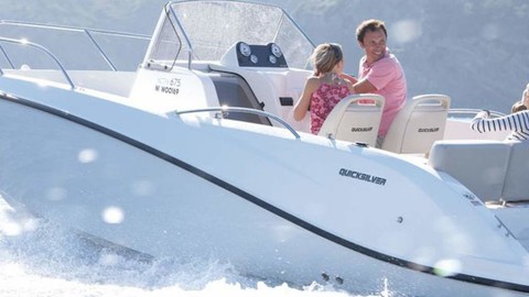 Quicksilver Activ 675 Open