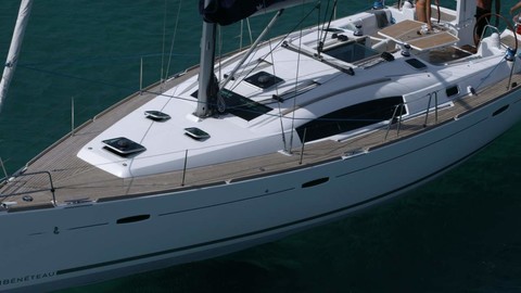 Beneteau 43