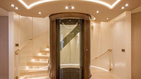 Alloy Yachts Red Dragon