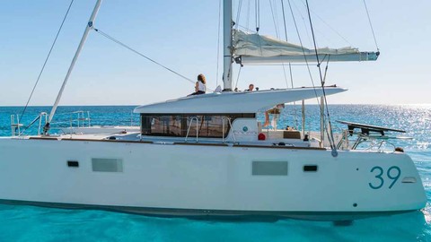 Lagoon 39