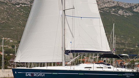 Beneteau Oceanis 393
