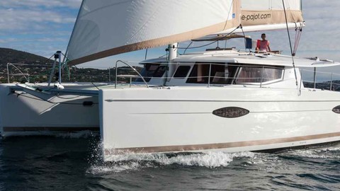 Fountaine Pajot Helia 44