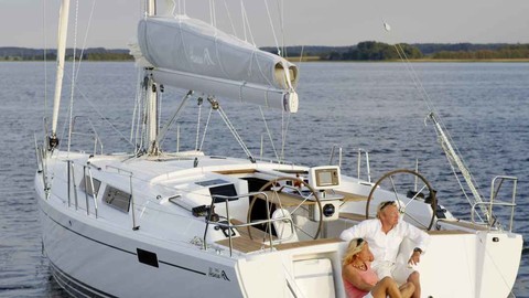 Hanse 385