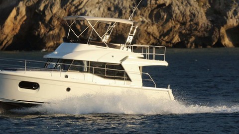 Beneteau Swift Trawler 35