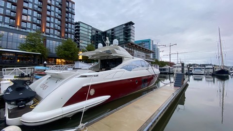 Azimut 68S