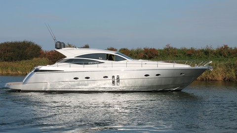 Pershing 62