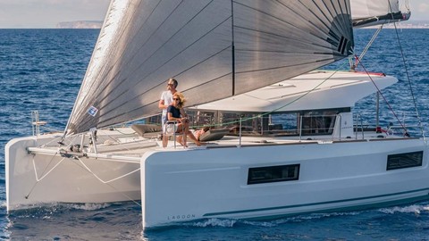 Lagoon 40