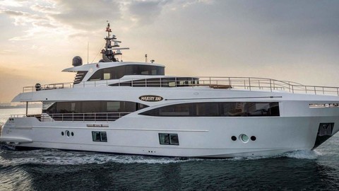 Majesty Yachts 100