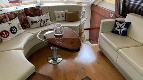 Sea Ray 47 Sedan Bridge