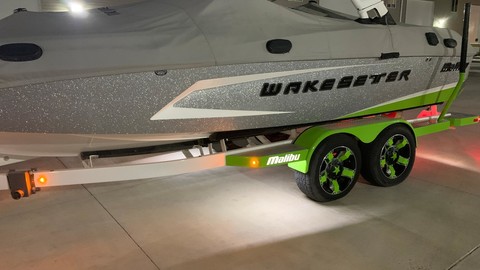 Malibu Wakesetter 22 MXZ