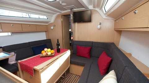 Bavaria 37 Cruiser