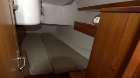 Jeanneau Sun Odyssey 42.2