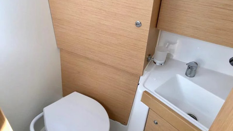 Beneteau Oceanis 38.1