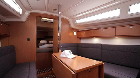 Bavaria 33 Cruiser