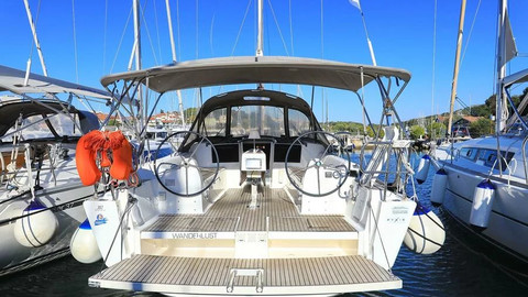 Dufour 382