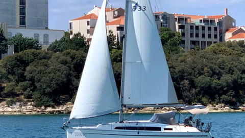 Bavaria 33 Cruiser