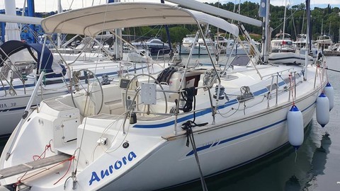 Bavaria 44