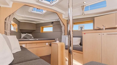 Beneteau Oceanis 35.1