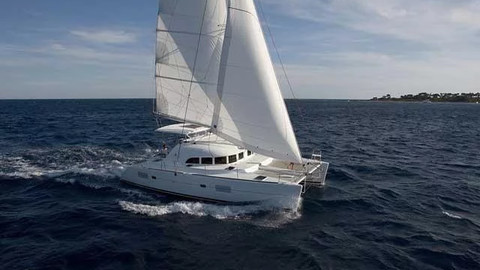 Lagoon 380 S2