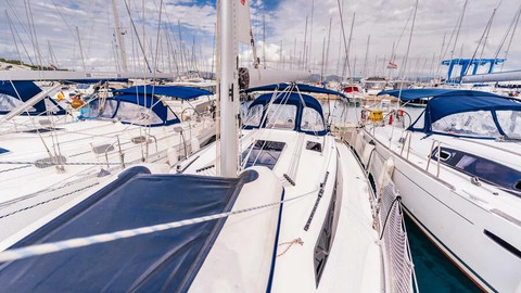 Bavaria 37 Cruiser
