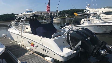 Boston Whaler 320 Outrage Cuddy Cabin