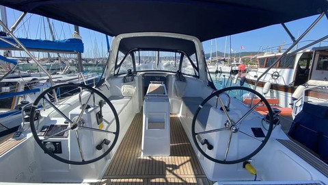 Beneteau Oceanis 35.1