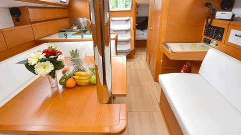 Jeanneau Sun Odyssey 389