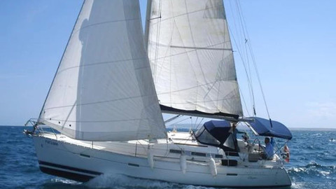 Beneteau Oceanis 37