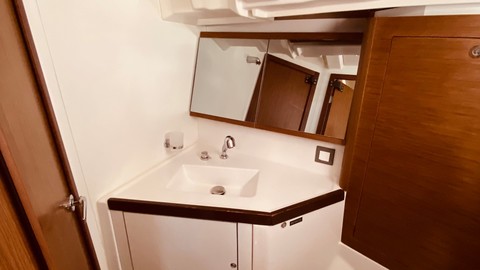 Beneteau Oceanis 46.1