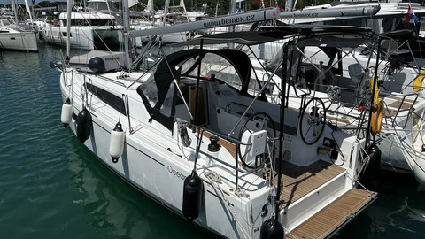 Beneteau Oceanis 30.1