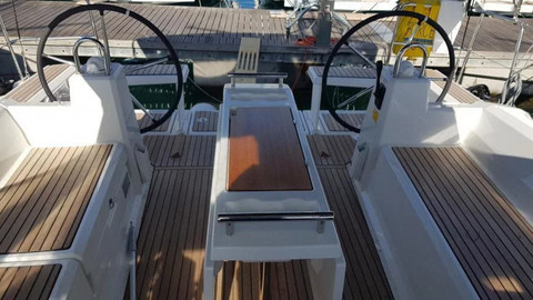 Beneteau Oceanis 38.1