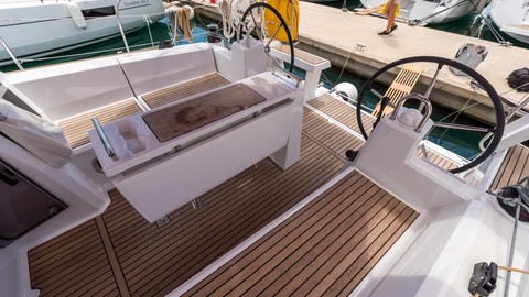 Beneteau Oceanis 35.1