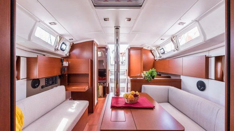 Beneteau Oceanis 35.1