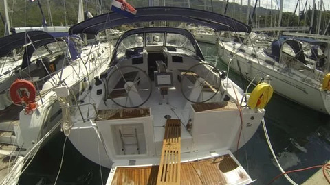 Hanse 415