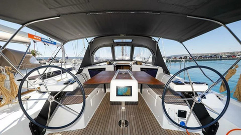 Dufour 390 Grand Large