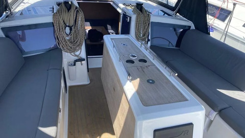 Dufour 390 Grand Large